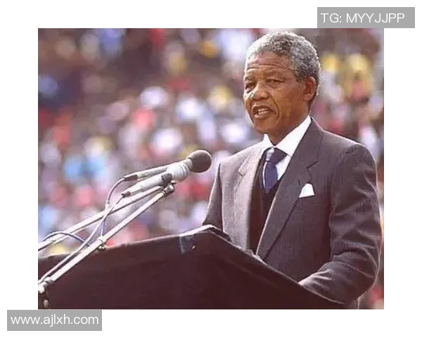 南非足球界的黑人明星球员及其传奇故事揭秘 南非足球界的黑人明星球员及其传奇故事揭秘